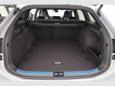 VW Passat Variant 2.0 TDI 142 kW 4Motion R-Line (2026) - Foto 11