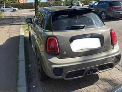 Mini Cooper S - JCW (2018) - Photo 1