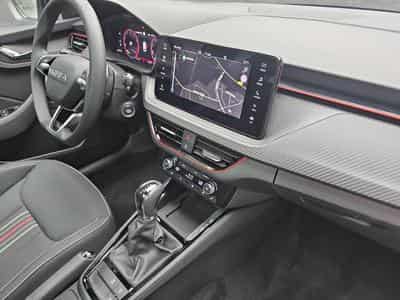 Skoda Kamiq 1.5 TSi 150 DSG Monte Carlo (2025) - Photo 15