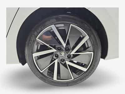 Skoda Octavia 2.0 TDi 150 DSG Sportline (2026) - Foto 6
