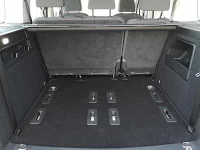 VW Caddy Basis (2025) - Foto 9