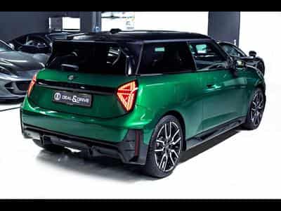 Mini Cooper E 3-DOOR PACK JOHN COOPER WORKS - PACK M - BRITISH RACING GR (2025) - Photo 8