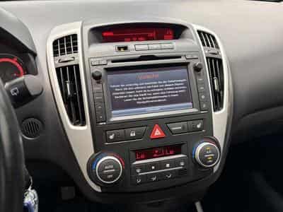 Kia Ceed 1.4 Edition 7 *3.H *Tempomat *Navi (2013) - Photo 11