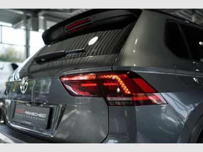 VW Tiguan R Line 4Matic *ACC *Virtual *Pano *AHK (2019) - Photo 14