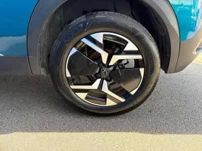 Peugeot 2008 2008 PureTech 100 Allure (2025) - Foto 4
