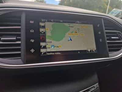 Peugeot 308 SW GT (2016) - Photo 8