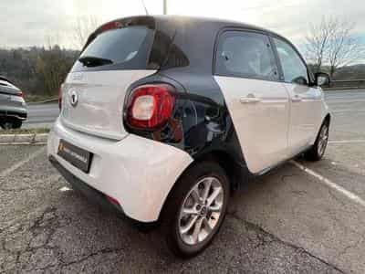 smart forFour PASSION 1.0 essence (2019) - Foto 4