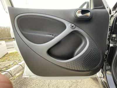 smart forFour PASSION 1.0 essence (2019) - Foto 12