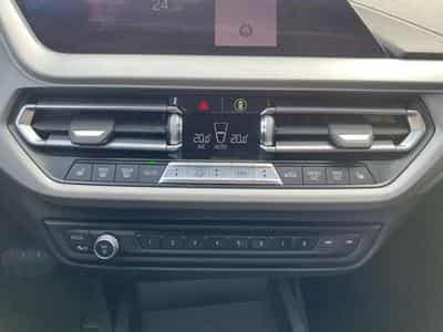 BMW 118 118d automatique Jusqu'à 36 mois de garantie (2019) - Foto 13