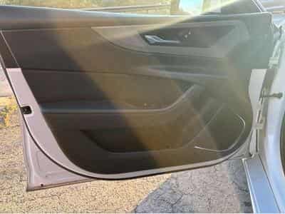 Jaguar XE D200 AWD Aut R-Dynamic SE-JUSQU'A 48 MOIS GARANTIE (2021) - Photo 8