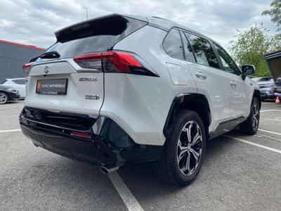 Suzuki Across Across PLUG-IN HYBRID (2022) - Photo 5