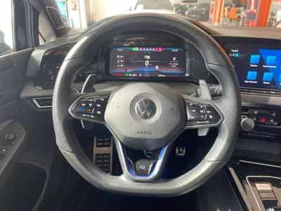 VW Golf (2023) - Photo 13