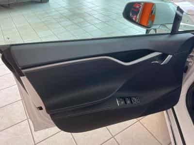 Tesla Model S GARANTIE JUSQU'A 36 MOIS (2020) - Photo 8