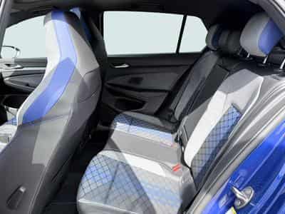 VW Golf R (2026) - Photo 12