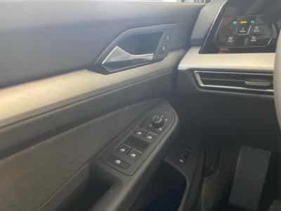 VW Golf Variant Life (2026) - Photo 10