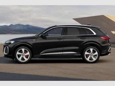 Audi Q5 S line (2026) - Foto 2