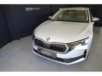 Skoda Octavia Selection (2025) - Photo 12