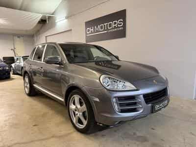 Porsche Cayenne S 4.8 V8 (2009) - Photo 1