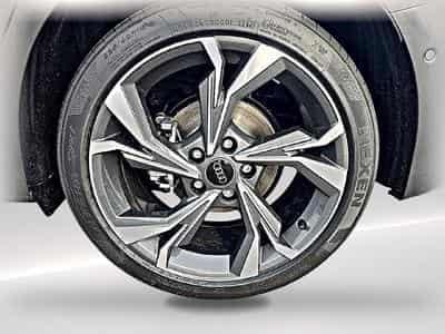 Audi A3 1.5 TFSI 150 HYBRIDE S LINE S TRONIC 7 (2026) - Photo 9