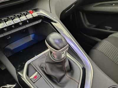 Peugeot 3008 1.2 PureTech Active NAVI/TO PANO/JA/PDC (2019) - Photo 12