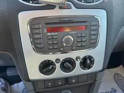 Ford Focus Focus Turnier Style*Automatik*Klima*PDC*Tempomat (2007) - Foto 11