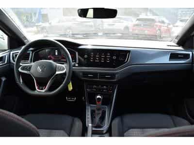 VW Polo 2.0 TSI DSG ACC TRAVEL PARK IQ.LIGHT 1° MAIN (2025) - Foto 9