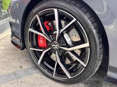 VW Golf VIII GTI Clubsport 2.0 300ch/Gar VW 01-2031/IQ Light/Toit Ou (2026) - Foto 5