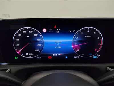 Mercedes A 180 Pack AMG  Navi Cockpit / Led / PDC av+ar / Pano (2025) - Photo 10
