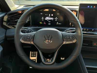 VW Tiguan R-Line (2026) - Photo 9