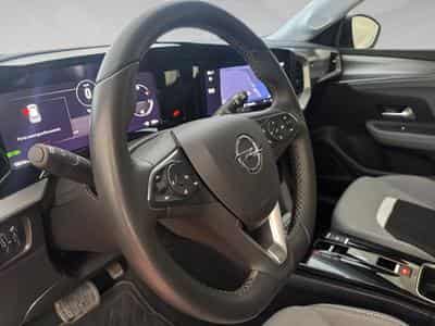 Opel Mokka Elegance (2023) - Photo 6