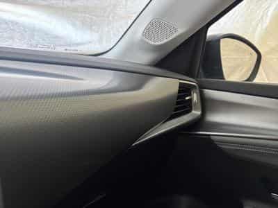 Opel Mokka Elegance (2023) - Photo 12