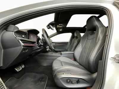 Skoda Superb Sportline+4x4+DSG+Pano+AHK+StandH. (2025) - Photo 9