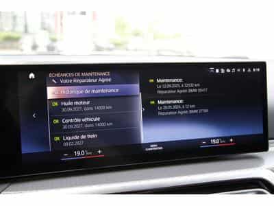 BMW 330 330e Aut. Pack M 19" HuD pack Innovation Driving Assistant (2024) - Foto 14
