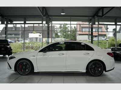 Mercedes A 35 AMG 4M Limousine *1.H *Memory *Pano *Night (2025) - Photo 11