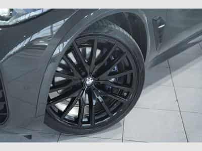 BMW X5M i xD *1.H *22 *ACC*Sky Lounge*H-UP*AHK (2024) - Photo 3