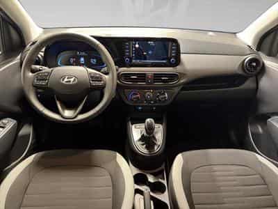 Hyundai i10 1.0 Sky AMT (2025) - Photo 4