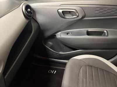 Hyundai i10 1.0 Sky AMT (2025) - Photo 14