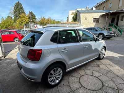 VW Polo 1.4 TDI 105CV HIGLINE 5 PORTES (2017) - Photo 4