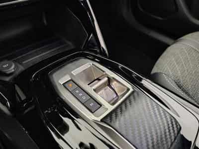 Peugeot 2008 1.2 PureTech 130Cv EAT8 Allure Pack NAVI / FULL LED / CAMERA (2024) - Photo 12