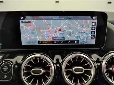 Mercedes B 180 d AUTO AMG Line CUIR / NAVI / TOIT PANO /FULL LED /... (2020) - Photo 11