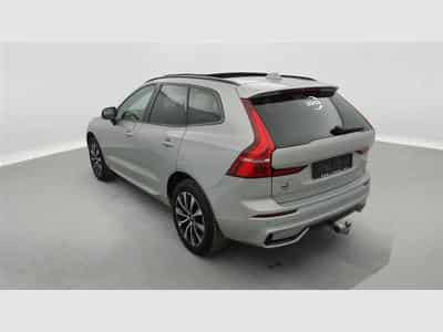 Volvo XC60 2.0 B4 MHEV Ultimate Dark  Cuir/Toit Pano/sièges élec. ... (2022) - Photo 2
