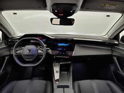Peugeot 408 1.2 Hybrid 136cv e-DCS6 Allure NAVI / FULL LED / CAMERA 360 (2025) - Photo 8