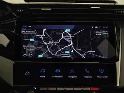 Peugeot 408 1.2 Hybrid 136cv e-DCS6 Allure NAVI / FULL LED / CAMERA 360 (2025) - Photo 11