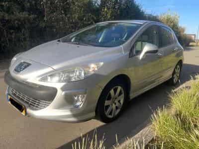 Peugeot 308 (2010) - Photo 4