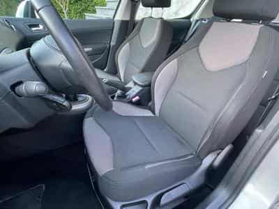 Peugeot 308 (2010) - Photo 5