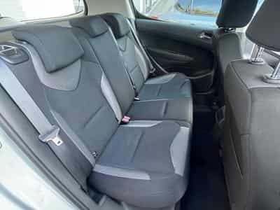 Peugeot 308 (2010) - Photo 7