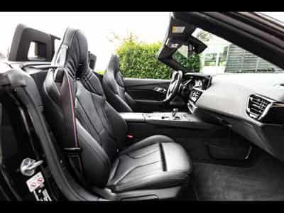 BMW Z4 ROADSTER STEPRTONIC (340 CH) - BLACK SAPPHIRE (2022) - Photo 14