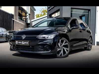 VW Golf 1.5 eTSI R-LINE DSG7 - DEEP BLACK NACRÉ (2023) - Photo 1