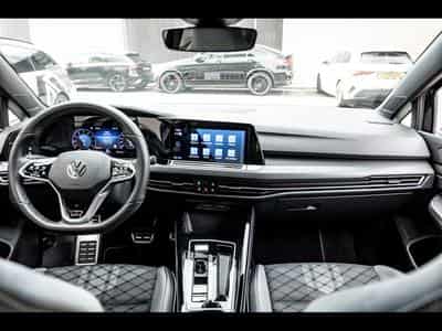 VW Golf 1.5 eTSI R-LINE DSG7 - DEEP BLACK NACRÉ (2023) - Photo 14