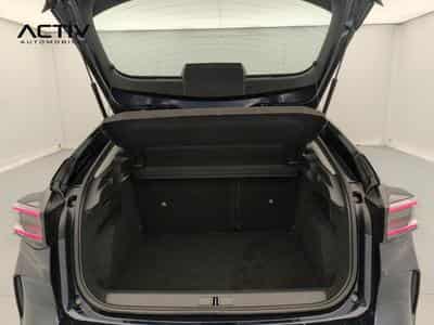 Citroën C4 Hybride 110 ch e-DCS6 You (2025) - Photo 11